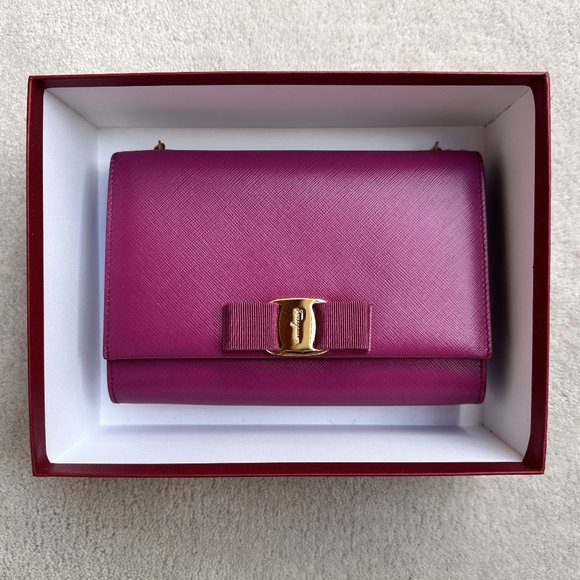 Salvatore Ferragmo Mini Vara Bow Bag - Picture 2 of 15